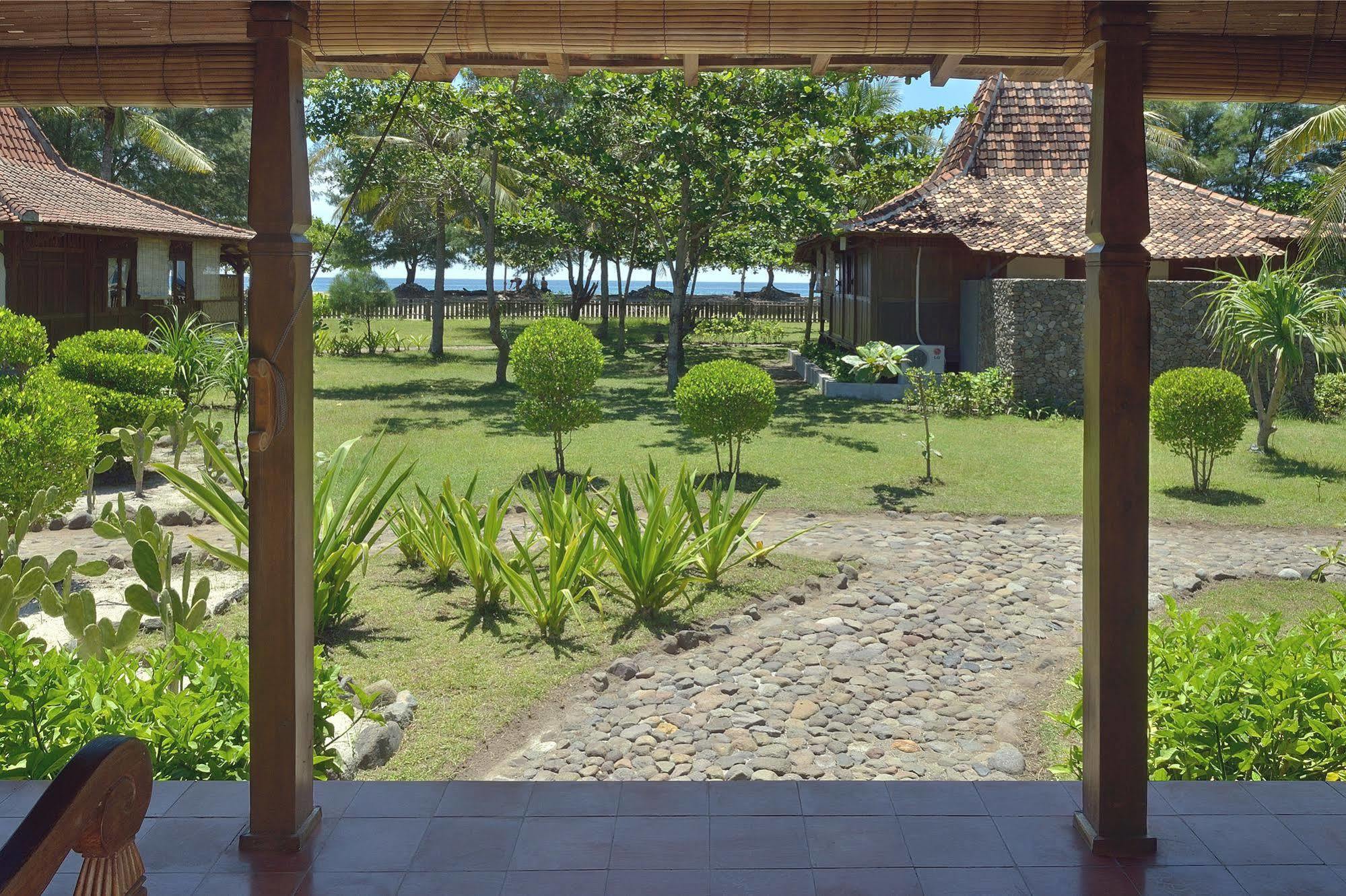 Desa Dunia Beda Resort Gili Trawangan Exterior foto